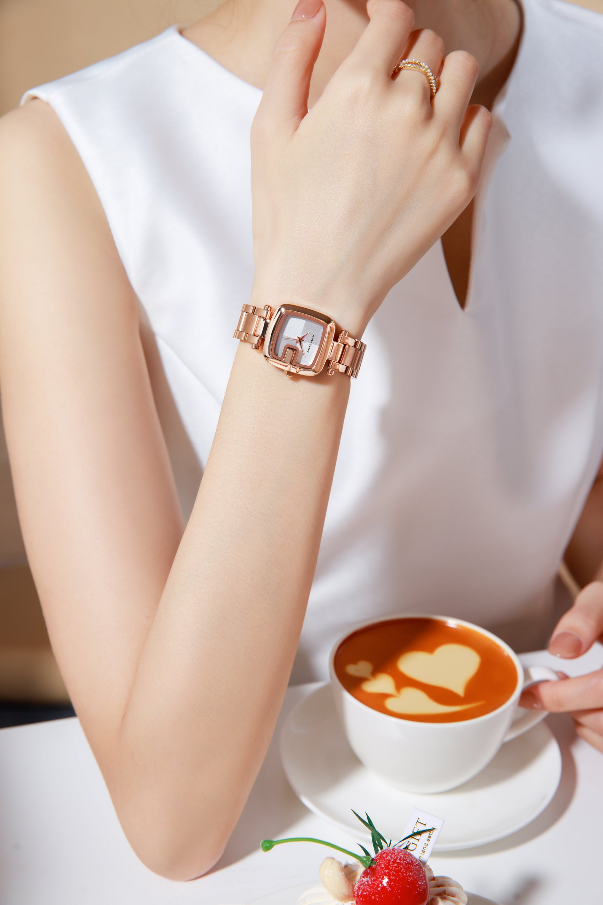 Giordano Quartz Analog Watch for Women Dial with Metal Strap Fashionable Design, Water Resistant – Perfect for Casual & Office Wear | GZ-60107-22